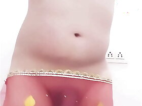 Desi Hijra Nangi Dance - Tu Qamar pakad ke kheeche Haaye Daiya Pairon Ke Neeche